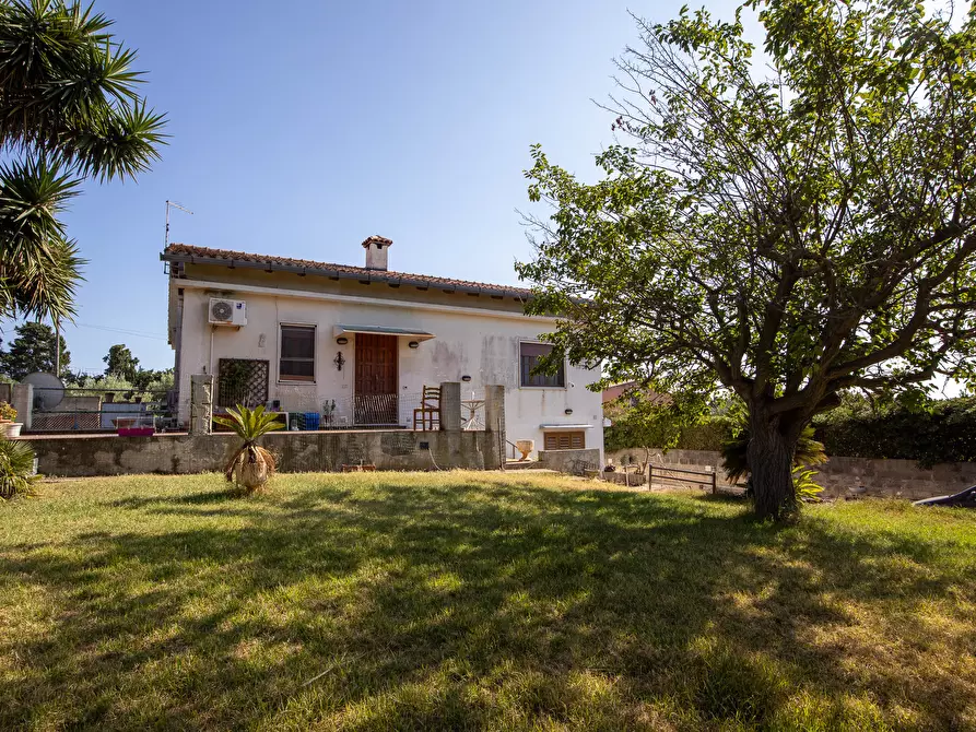 Immagine 23 di Villa in vendita  in Via delle Fornaci a Siracusa