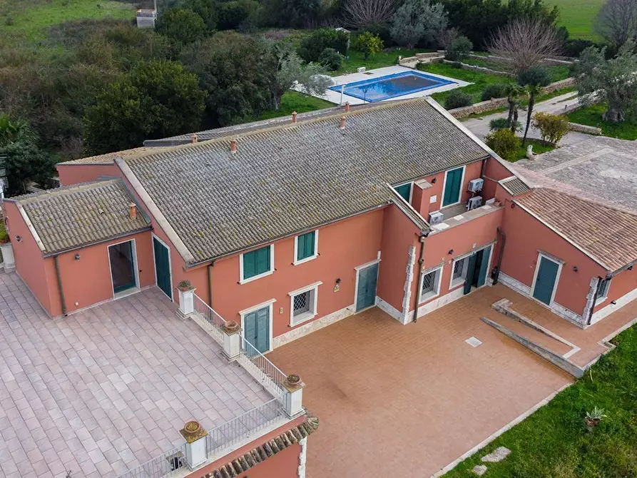 Immagine 8 di Villa in vendita  in Via Priamo 10 a Siracusa