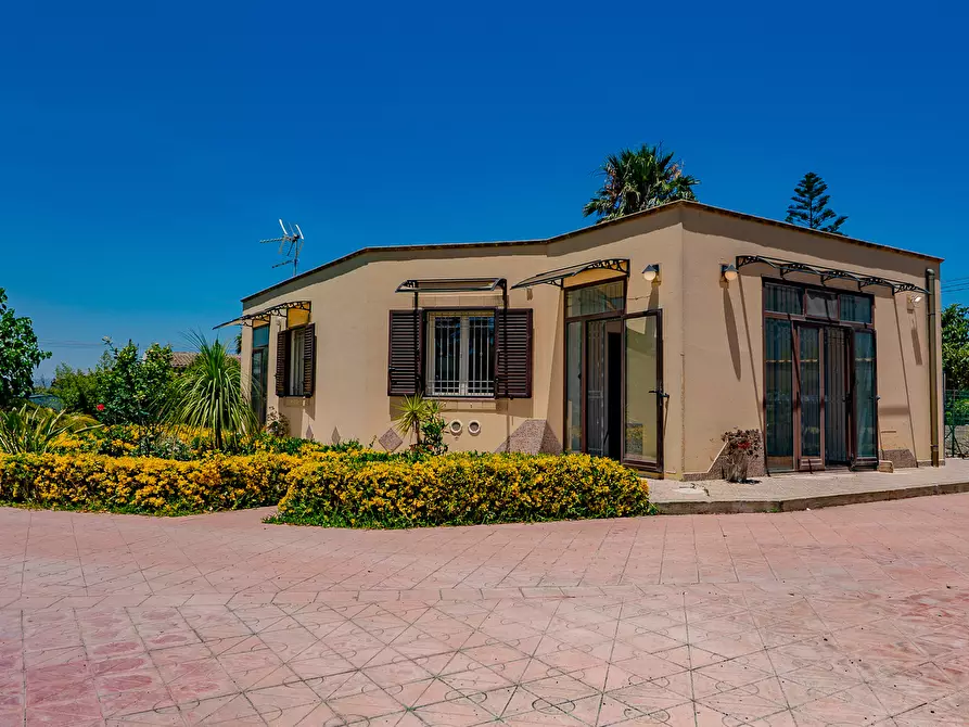 Immagine 56 di Villa in vendita  in Via Olindo Marinelli 66 a Siracusa