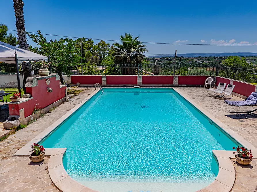 Immagine 8 di Villa in vendita  in Via Agamennone 2 a Siracusa