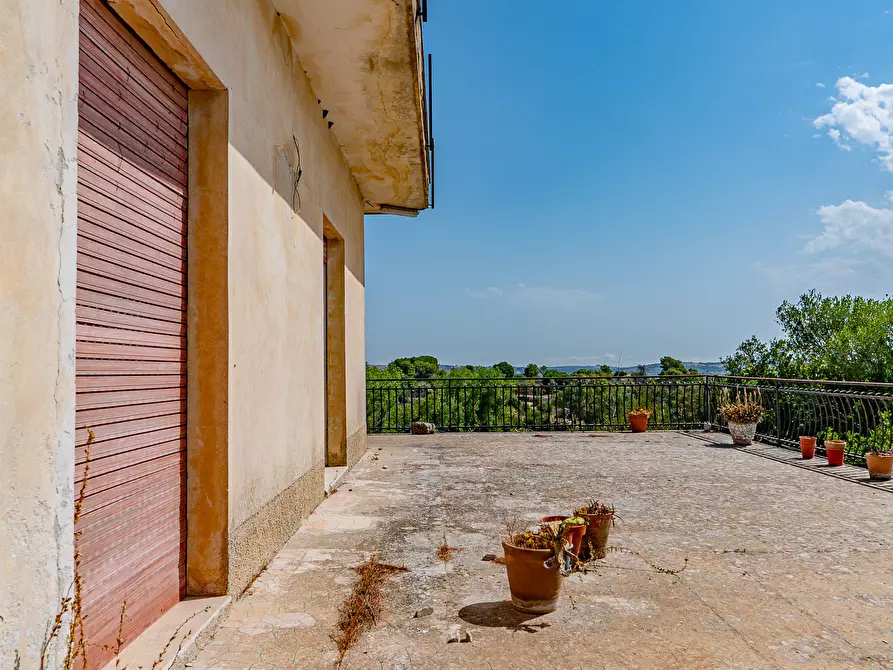 Immagine 9 di Villa in vendita  in contrada San Marco a Noto