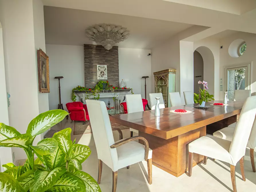 Immagine 20 di Villa in vendita  in Salita Giafari 25 a Taormina