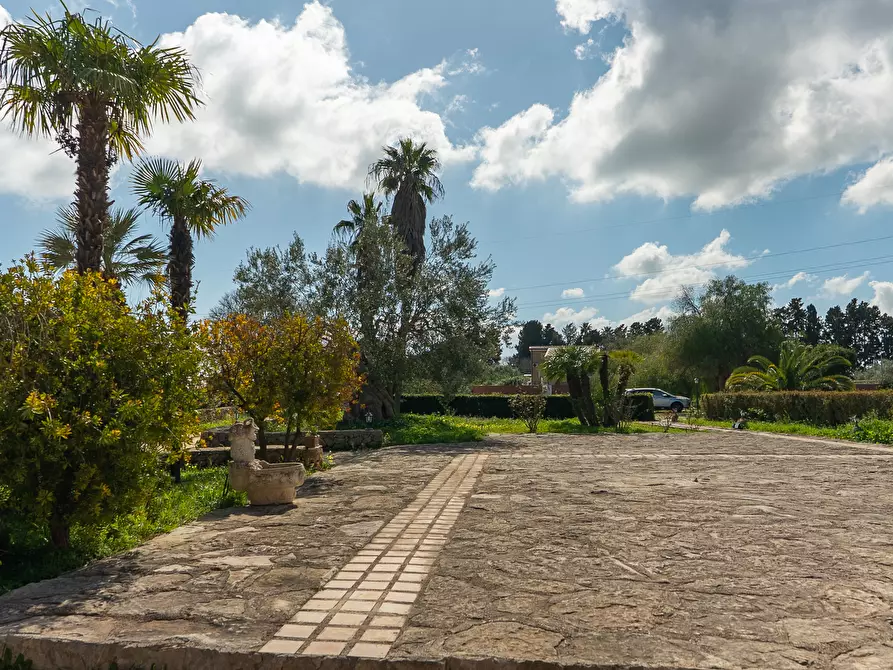 Immagine 52 di Villa in vendita  in Via Priamo 10 a Siracusa