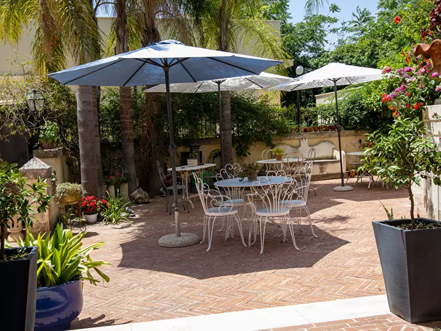 Immagine 21 di Villa in vendita  in Via pola 2 a Noto