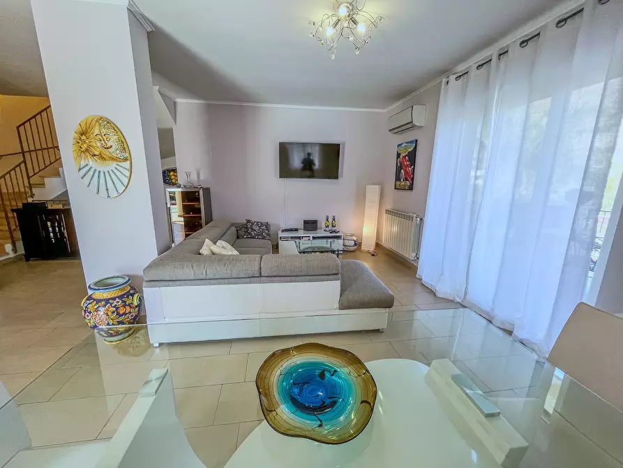 Immagine 35 di Villa in vendita  in Contrada Mastrissa a Taormina