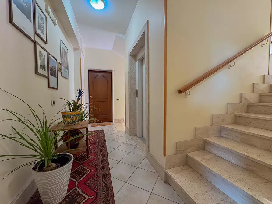 Immagine 56 di Attico in vendita  in viale scala greca a Siracusa