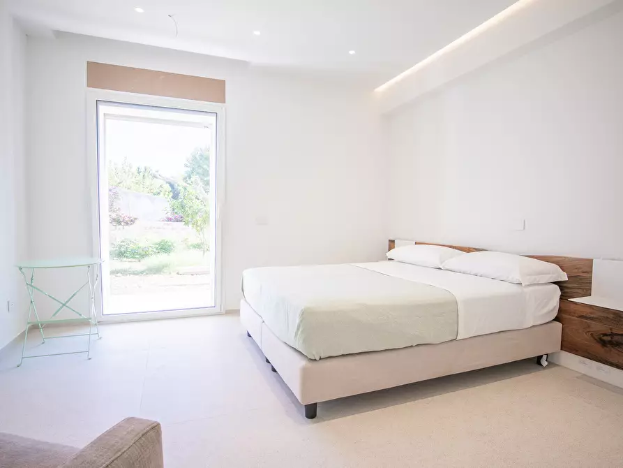 Immagine 37 di Villa in vendita  in Via La Maddalena 35 a Siracusa