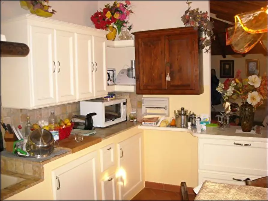 Immagine 5 di Casa trifamiliare in vendita  a Monsummano Terme