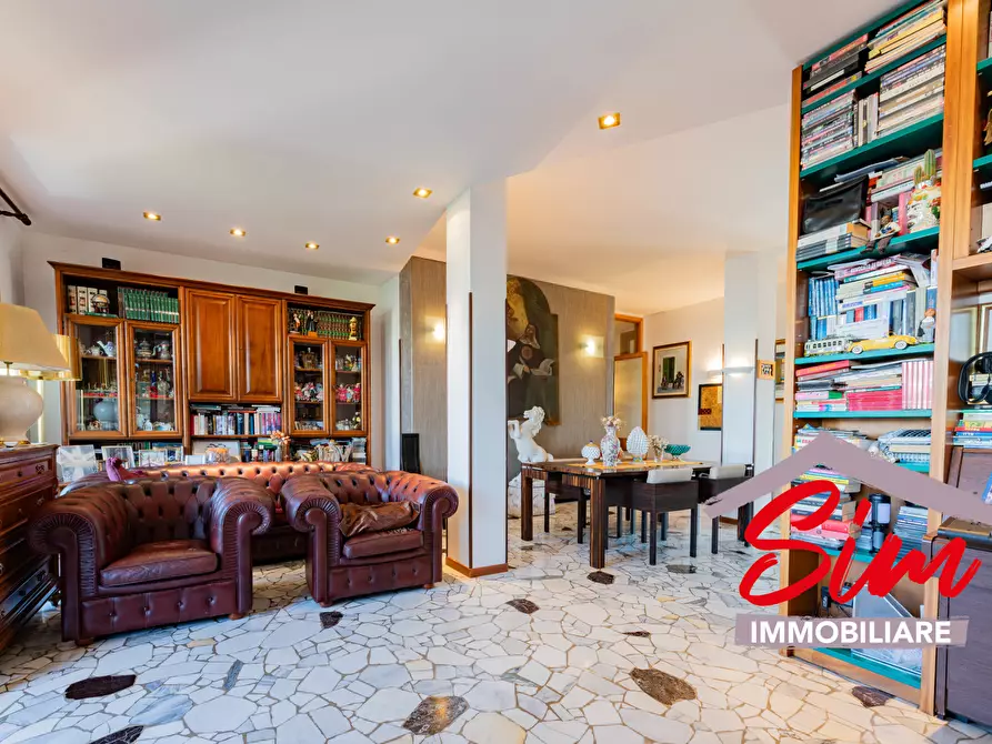 Immagine 10 di Pentalocale in vendita  in Baluardo La Marmora 19 a Novara