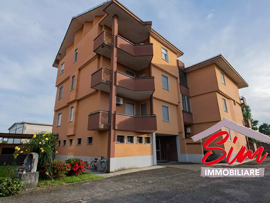 Immagine 1 di Trilocale in vendita  in Via Samaritana sn a Caltignaga