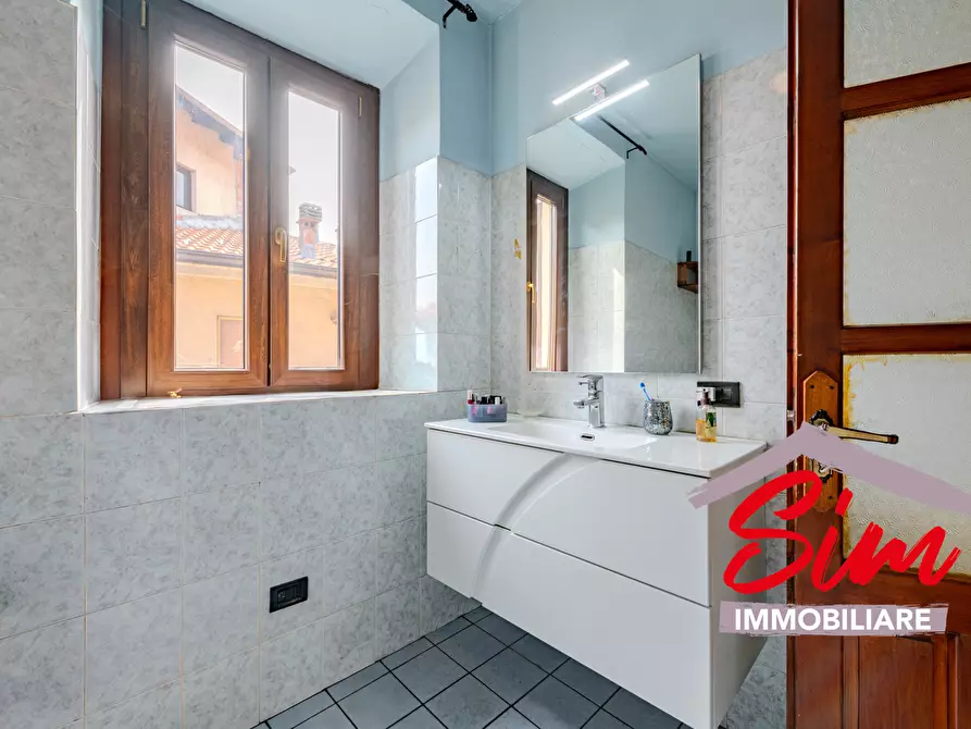 Immagine 21 di Casa semindipendente in vendita  in Via Martiri snc a Cavaglio D'agogna