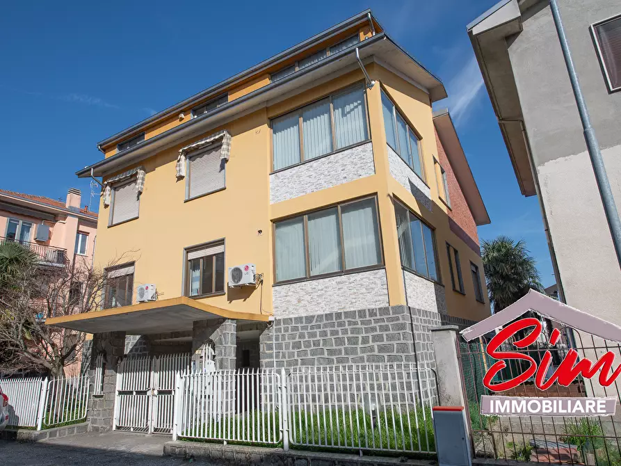 Immagine 1 di Casa bifamiliare in vendita  in Corso Milano 62A a Novara