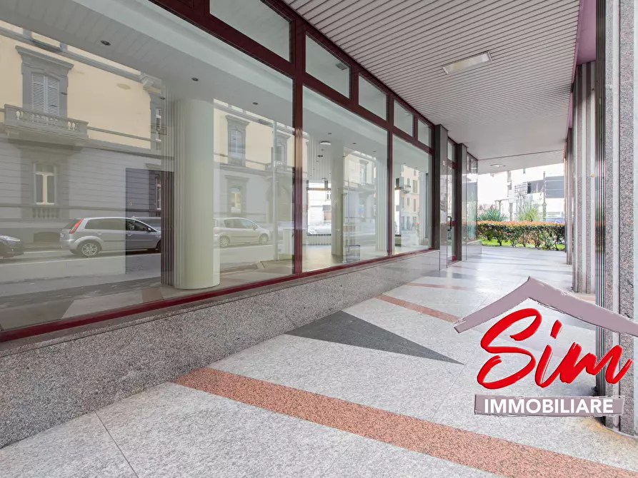 Immagine 12 di Ufficio in vendita  in Viale Dante Alighieri sn a Novara