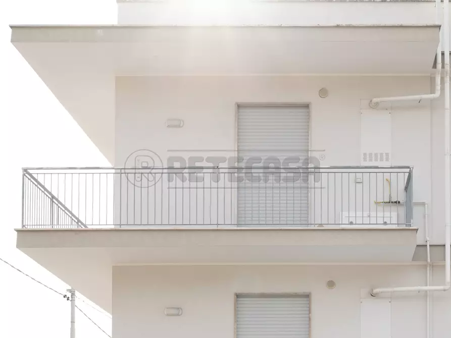 Immagine 11 di Trilocale in vendita  in Via II Giugno 7 a Nardo'