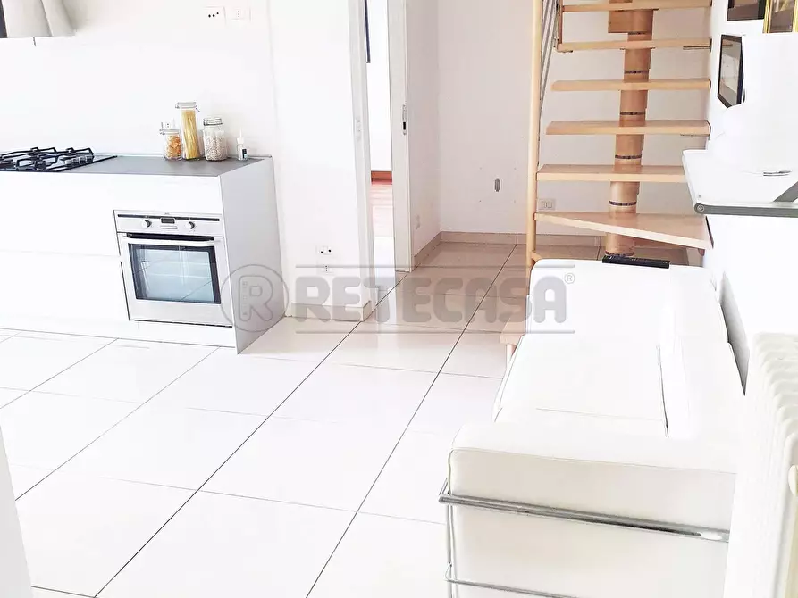 Immagine 21 di Appartamento in affitto  a Pescara