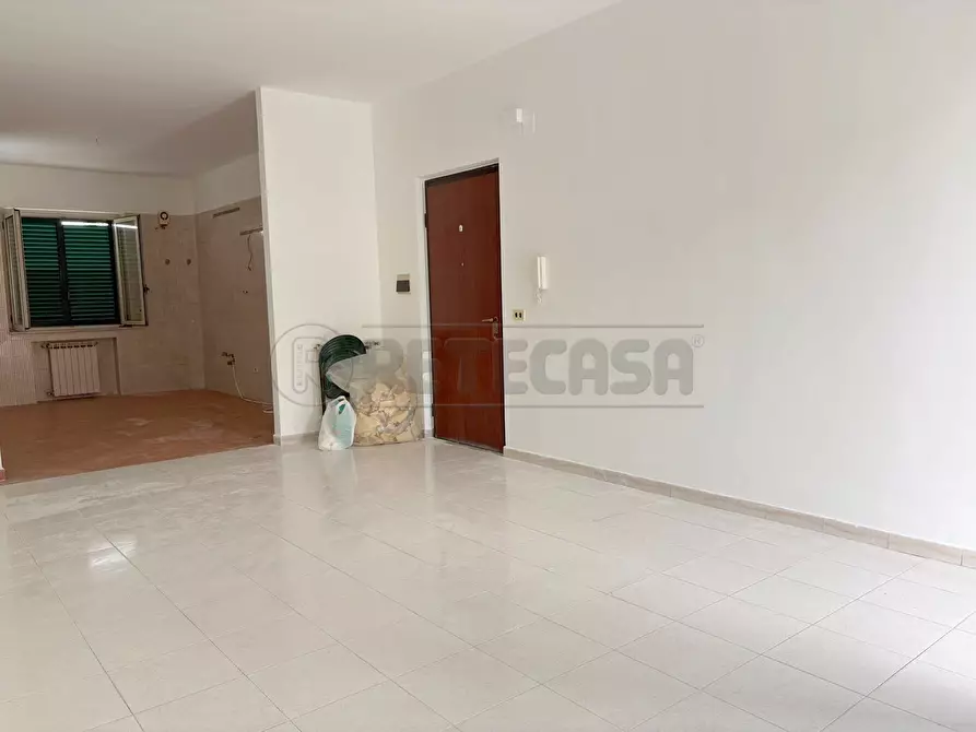 Immagine 12 di Pentalocale in vendita  in Via de Sanctis a Marcianise