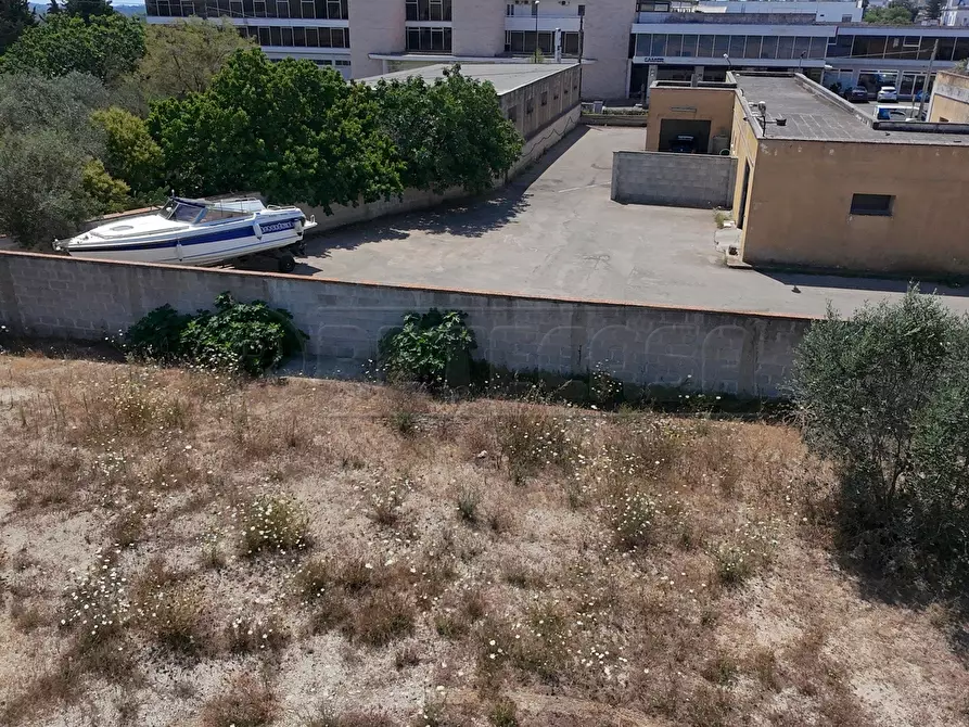 Immagine 13 di Laboratorio in vendita  in Via Neviano 37 a Seclì