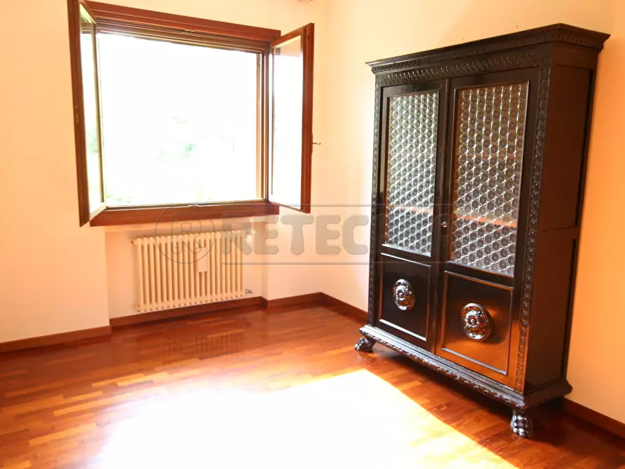 Immagine 26 di Villa in affitto  in Via San Rocco a Arcugnano