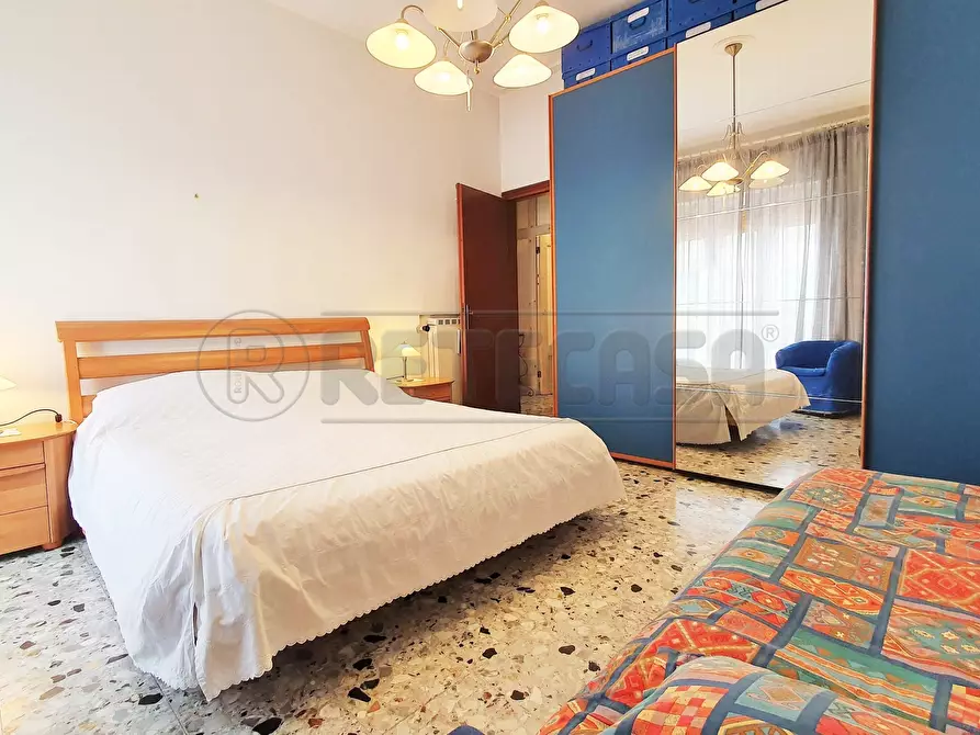 Immagine 27 di Bilocale in vendita  in Via Aurelia Nord 166 a Viareggio