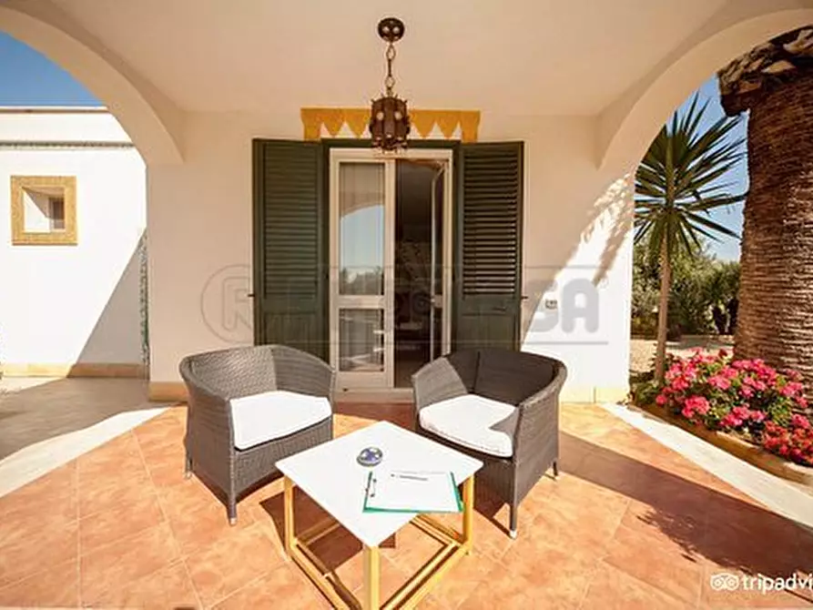 Immagine 46 di Villa in vendita  a Castelvetrano