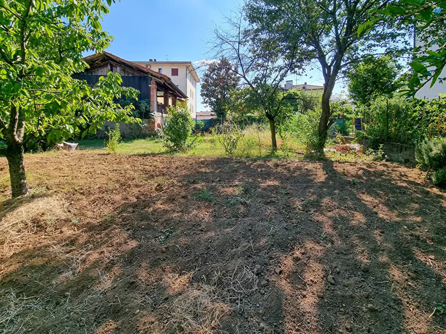 Immagine 30 di Casa semindipendente in vendita  in Via Olmo a Creazzo