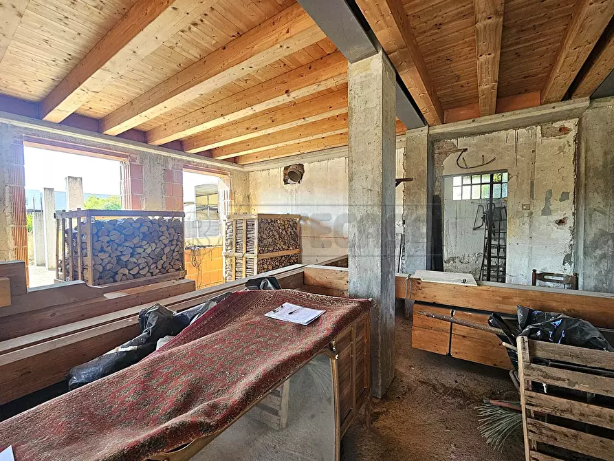 Immagine 6 di Casa indipendente in vendita  a Monticello Conte Otto