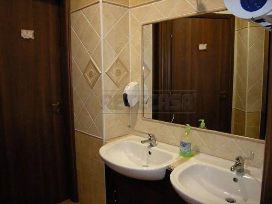 Immagine 4 di Locale commerciale in vendita  in via scovazzo 19 a Caltanissetta