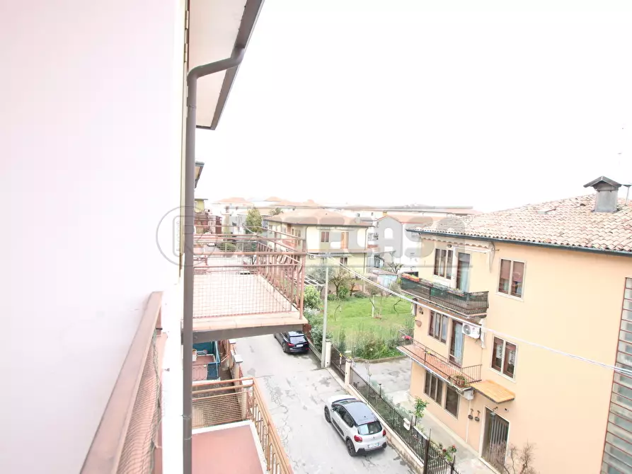 Immagine 35 di Trilocale in vendita  in Via Barnaba Pizzardi a Vicenza