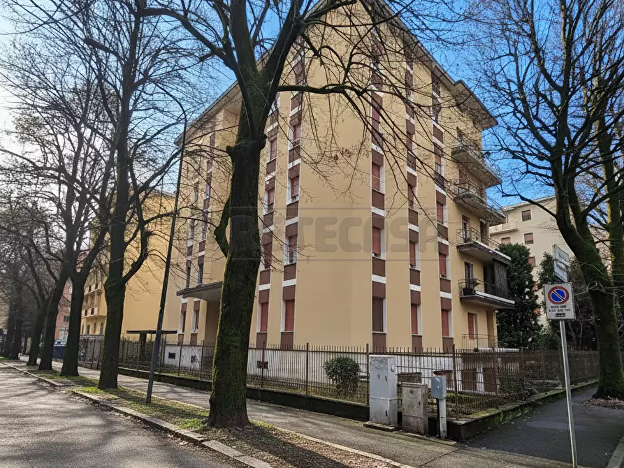 Immagine 21 di Quadrilocale in vendita  in Via dei Navaroli a Cremona