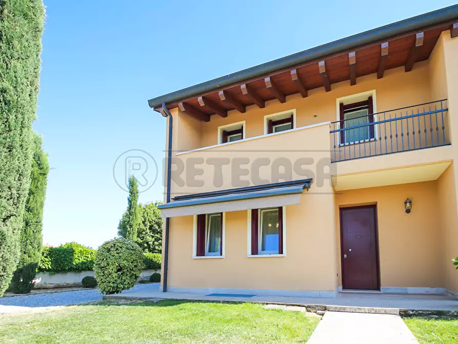 Immagine 1 di Casa bifamiliare in vendita  in Via Valliera 5 a Cittadella