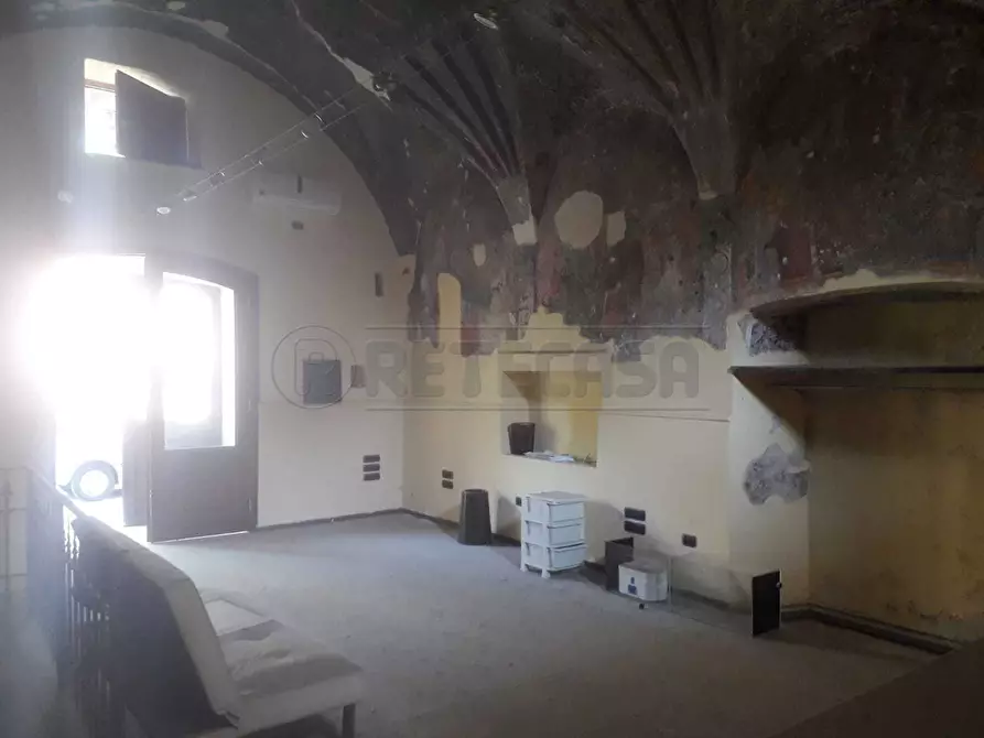 Immagine 4 di Locale commerciale in affitto  a Mercato San Severino