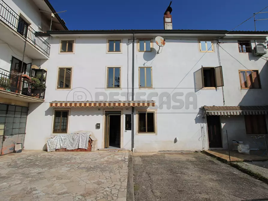 Immagine 1 di Casa semindipendente in vendita  in Via Marangoni 57 a Zermeghedo