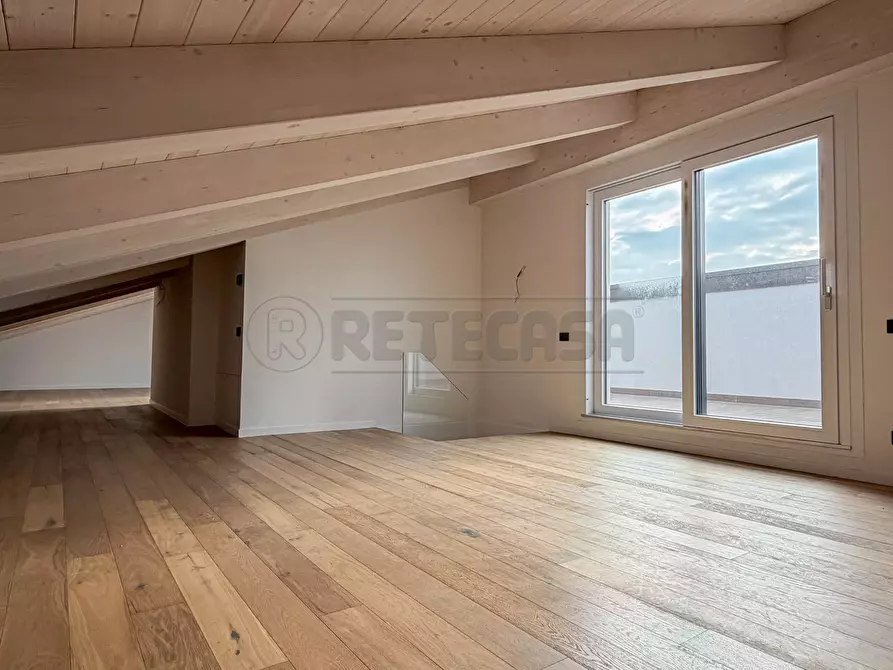 Immagine 31 di Appartamento in vendita  in Via F. Magellano a Creazzo