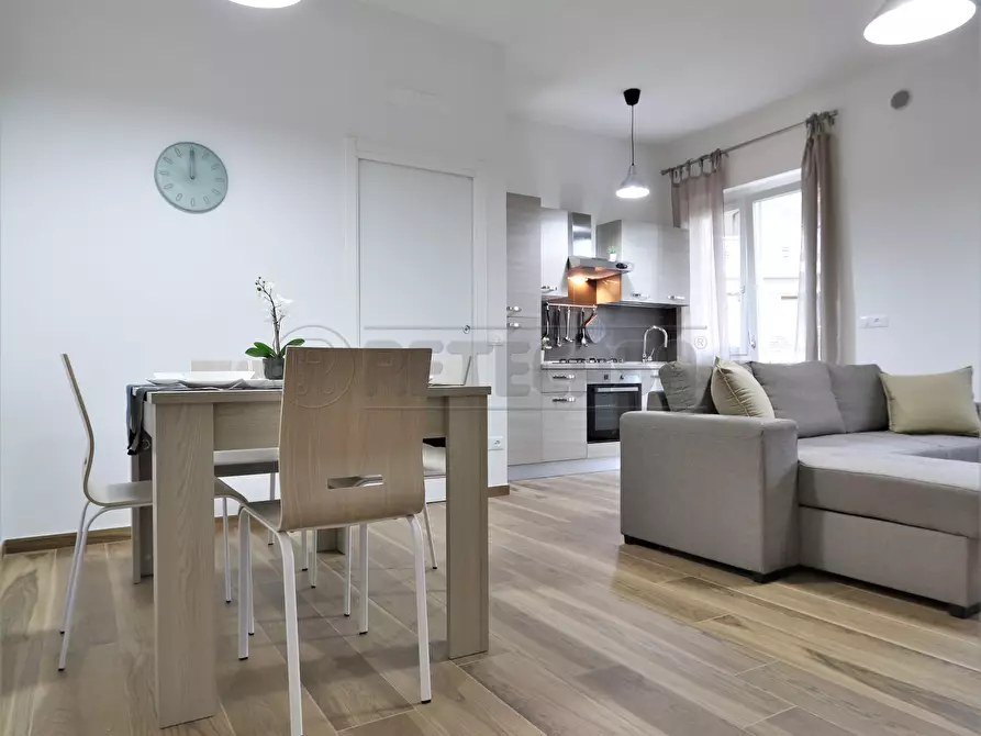 Immagine 4 di Stanza singola in affitto  a Vicenza