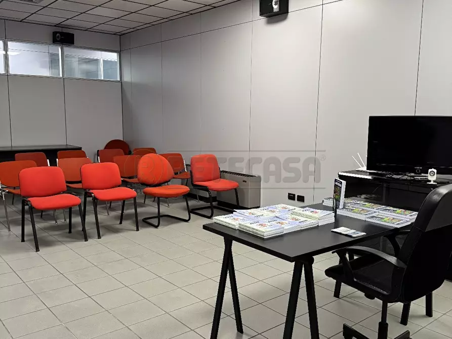 Immagine 13 di Ufficio in affitto  a Vicenza