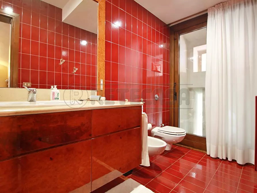 Immagine 47 di Villa in vendita  in VIA GIACOMO LEOPARDI 2 a Arzignano