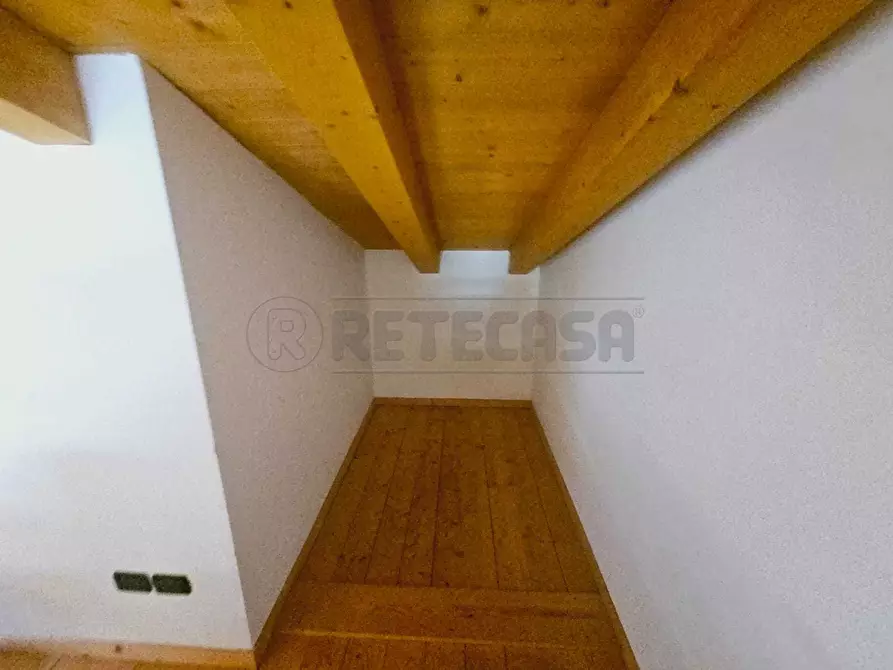 Immagine 8 di Appartamento in vendita  in Strada Provinciale 39 a Manerba Del Garda