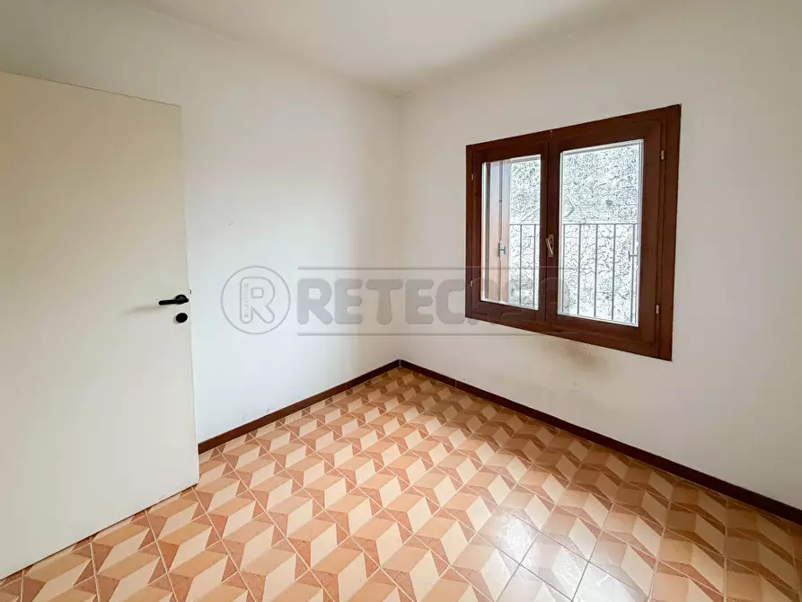Immagine 32 di Rustico / casale in vendita  in Via Valle a Sovizzo