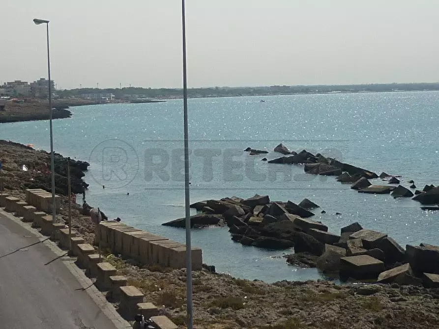 Immagine 31 di Bilocale in vendita  in Via Mazzarella 29 a Gallipoli