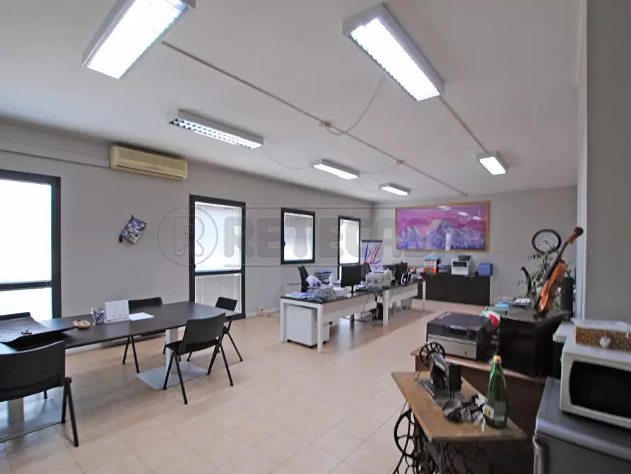 Immagine 2 di Ufficio in vendita  in rasia dal polo 6 a Cornedo Vicentino