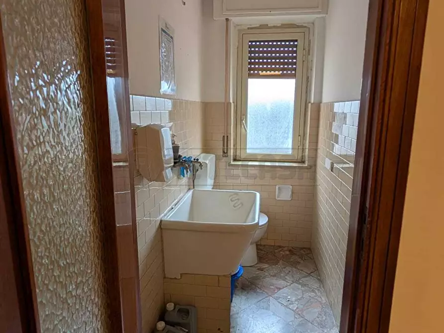 Immagine 10 di Ufficio in affitto  in Via Libertà 12 a Caltanissetta