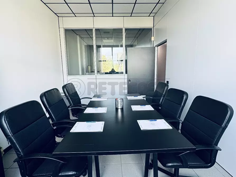 Immagine 9 di Ufficio in affitto  a Vicenza
