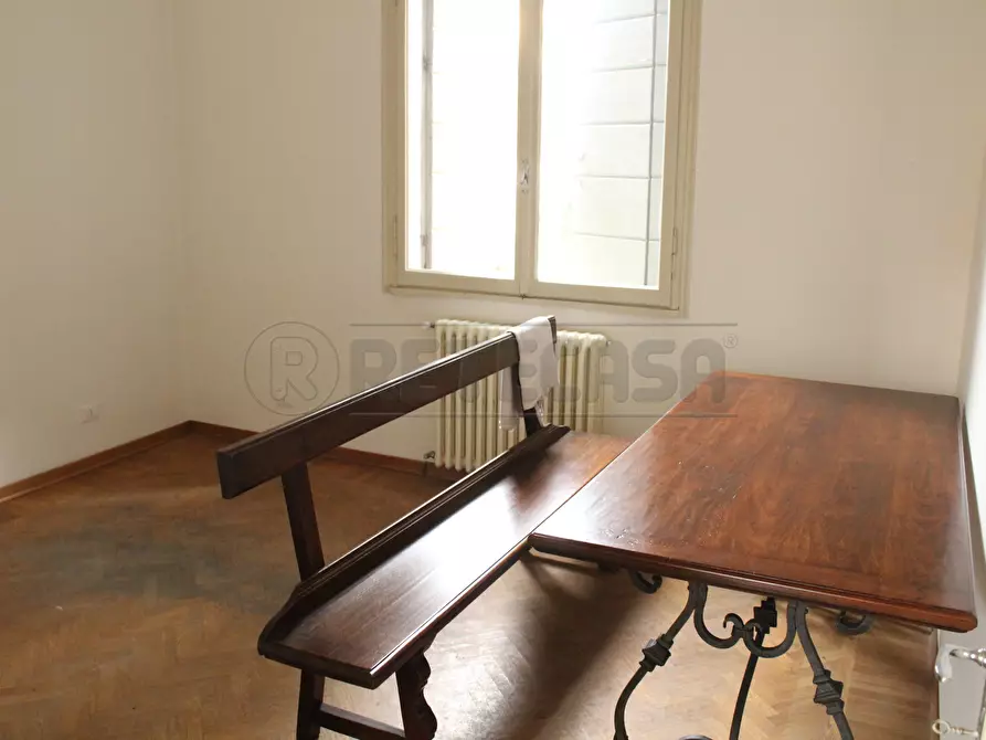 Immagine 5 di Locale commerciale in affitto  in Via Giovanni Gradenigo 2 a Padova