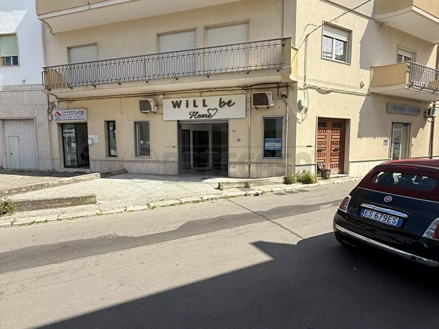 Immagine 19 di Locale commerciale in affitto  in Piazza Giuseppe Mazzini 16 a Nardo'