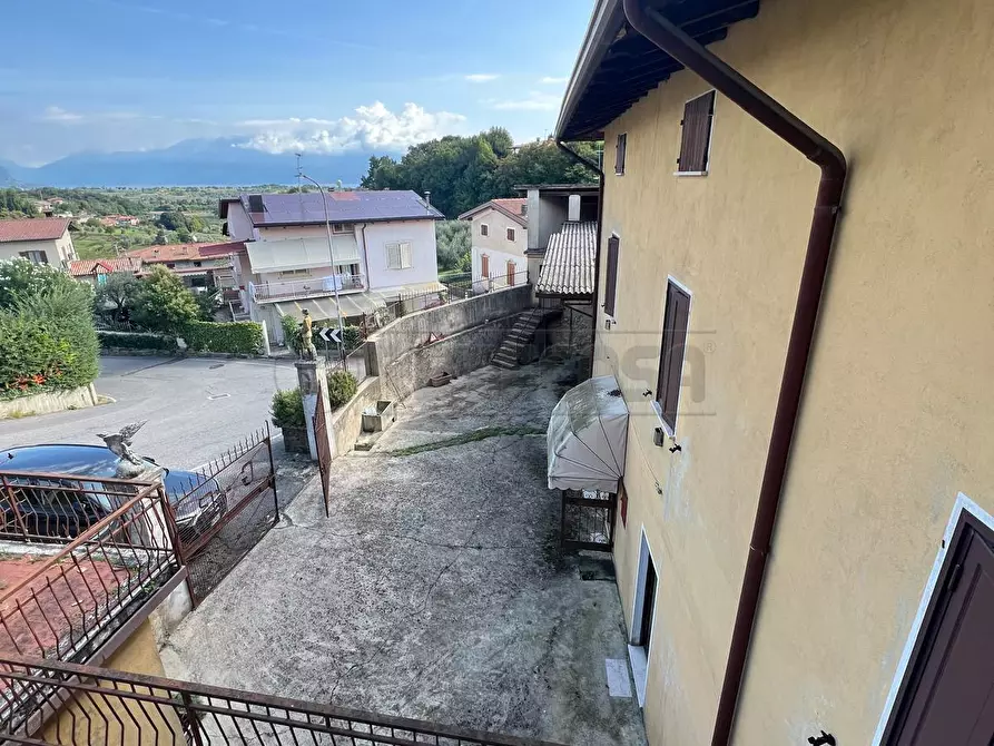 Immagine 8 di Rustico / casale in vendita  in Via Indipendenza 19 a Puegnago Sul Garda