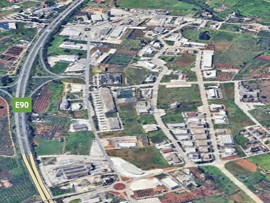 Immagine 19 di Attività artigianale in vendita  a Castelvetrano