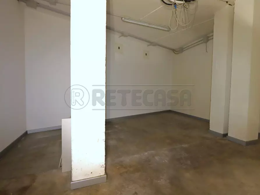 Immagine 14 di Locale commerciale in affitto  in Via G marconi 5 a Altavilla Vicentina