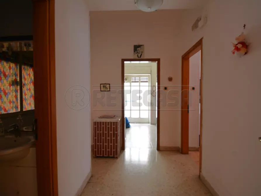 Immagine 16 di Appartamento in vendita  in Via Consolare Pompea 7 a Messina