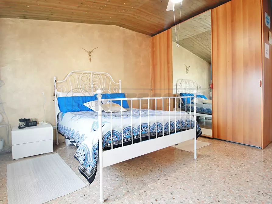 Immagine 26 di Casa semindipendente in vendita  in Via XXIV Maggio 43 a Montebello Vicentino