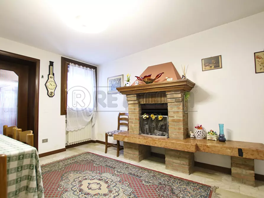 Immagine 11 di Porzione di casa in vendita  in strada del tormeno a Vicenza